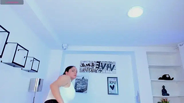 TiffanyHoustton - Flash Pussy + Dance 💙😈