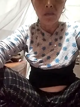 Lunaella01 - Mong gặp được người tốt