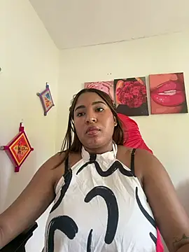 Morena_2026pink - Boobs out