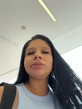 Elara_Luxe - Show boobs public bathroom