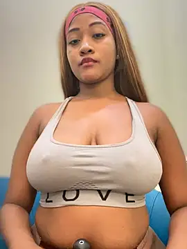 AleezaFrench - suck my milky tits