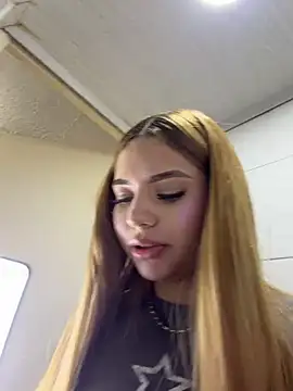 ChloeCollins__ - NAKED & MASTURBATE TILL I SQUIRT