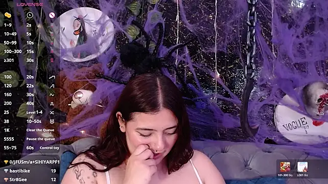 Lizeth_bigboob - Soft self-spanking on my ass