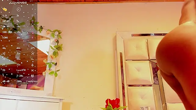Anisha_zambrano - Hard against my ass 😈🥵