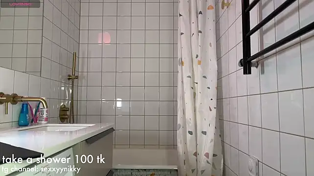 Sexxynikky - oil ass