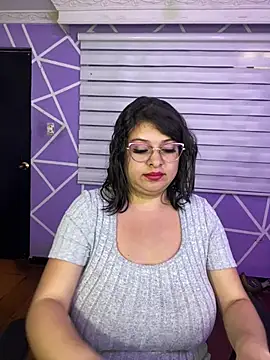 MiiaaJoness - :devil: SHOW TITS :devil: