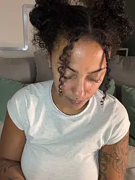 SweetPetiteNoir - GET FULL NAKED!!!!😈