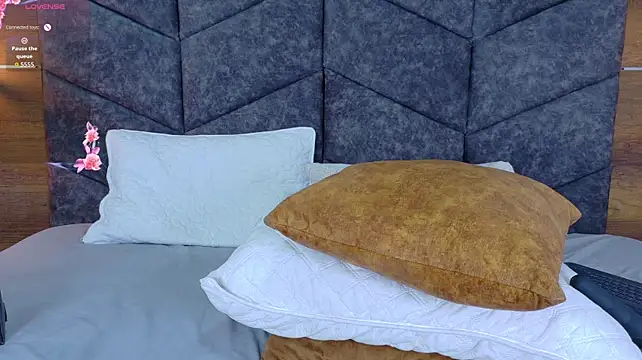 AnnieRouse__ - SPANK MY BIG ASS 1MIN+OIL🍑