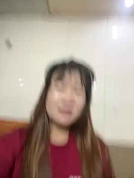 Liness01_ - Yêu tôi đi tôi cho bạn xem ngực 😍☺️