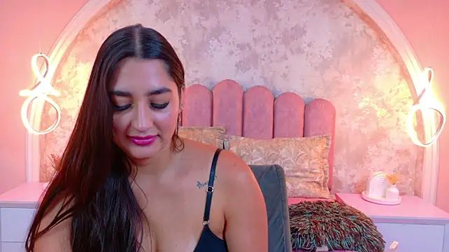 JasmineRhodes - TASTE NIPPLES🌶️😍
