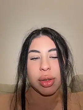 DaianaKimberly - Dildo pussy +2min toy control