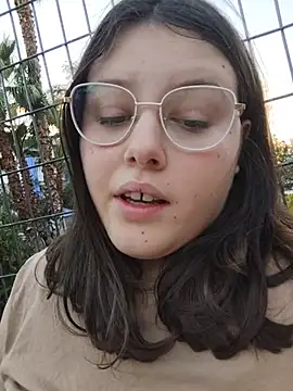 Sari237 - 🩵Fuck with my dildo 👅🍆