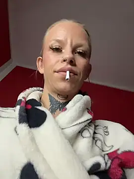 YoungAngelXxx - Cam nah an pussy🫣😈