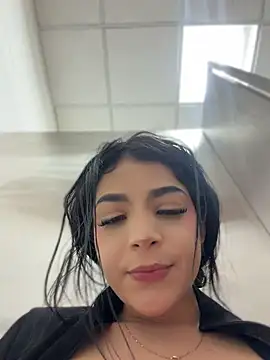ArieliciousXXX - SQUIRT SEXY PRINCESS💦 PUBLIC TOILET💦