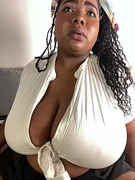AngelGgold - Boucing TITS in your face