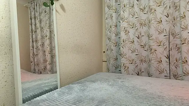 MaribelAmati - eye contact