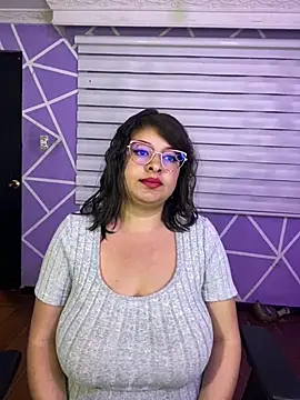MiiaaJoness - :devil: SHOW TITS :devil:
