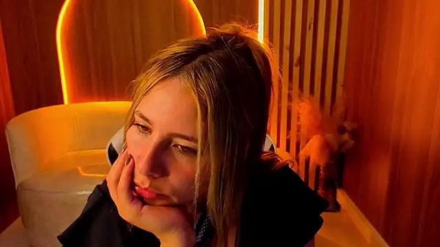 Aratna_Blonde_Tx