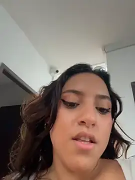 MeggyMae_ - show asshole in doggy