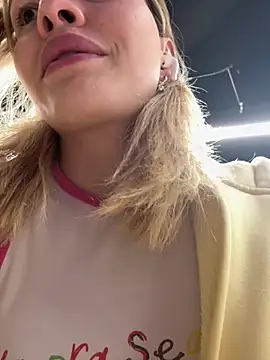 SMELLSEX - show naked pussylips on the MALL🍓💦