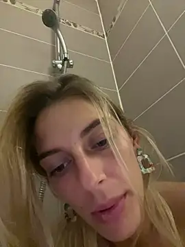 Bellalolahot - Plug anal squirt
