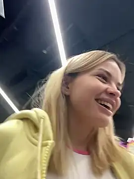 SMELLSEX - show naked pussylips on the MALL🍓💦