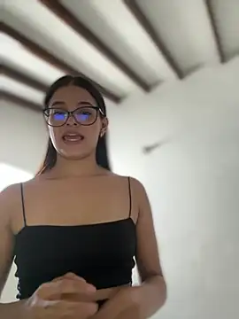 Arilw - Listen my pussy wet closeup😈