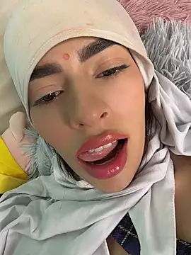_Zahiira_ - show pussy+ masturbation🥵🔥💦