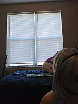 AmethystFoxx - Gape ass with glass plug