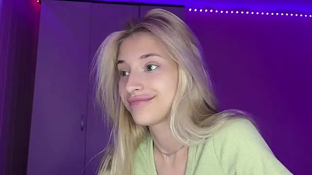 FiveFootBlonde
