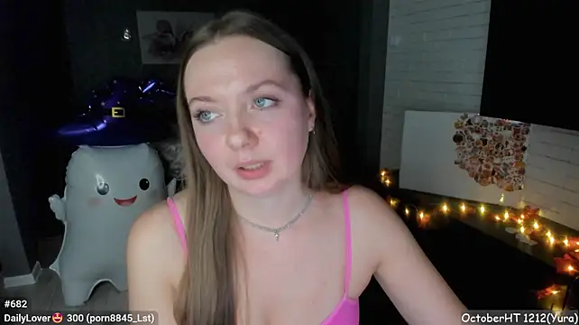 LizaGost - Boobies Out and massage