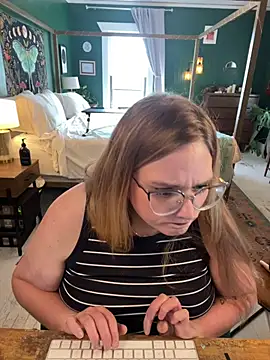 Thatcutegirlwtheglasses - spank bare ass 3 times