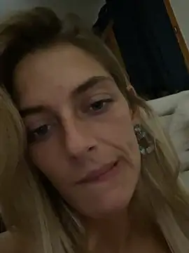 Bellalolahot
