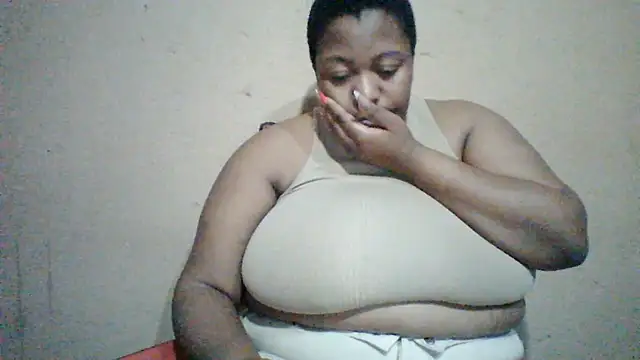 Bustyboobs27