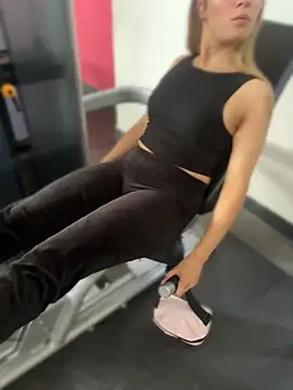 Kloe__t18 - All naked in bathroom gym
