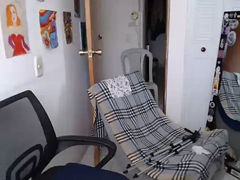 Soynanabela28 - SHOW BOOBS, SPIT AND OIL