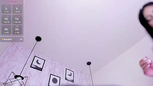 Raichell_ - Fingers in my pussy🍆 🤤