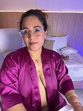 MelissaKarterrs - 2 fingers in pussy