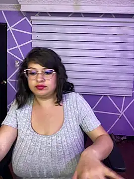 MiiaaJoness - :devil: SHOW TITS :devil: