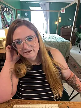 Thatcutegirlwtheglasses - spank bare ass 3 times