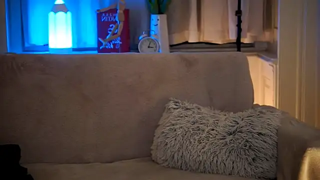 ShyHotNerd - Parna lovaglaaaas / Riding my pillows :P