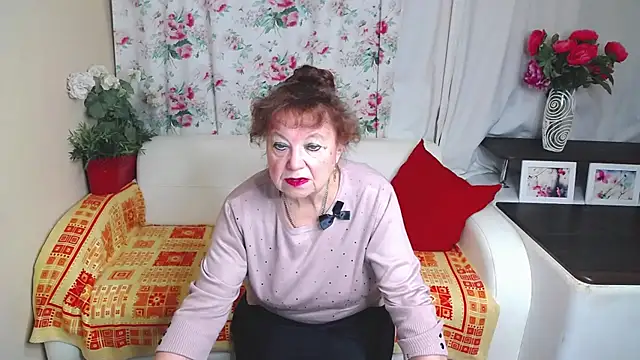 YourHotGranny