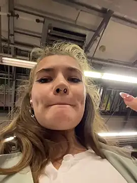 Holy_Tereza - FINGER PUSSY CLOSE UP TILL MAKE IT SLURP