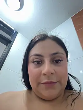 Angie_e - The boss sucks my tits in the office.