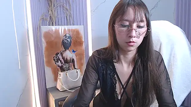 Amy_storm19 - SPANKS ASS HARD HARD RED
