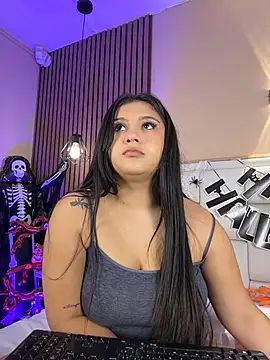 AvyMilton - rite torso with ass + oli+ picture