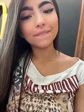 Valentina-gomezz - DOMI INSIDE DEPP IN THE MEN'S BATHROOM