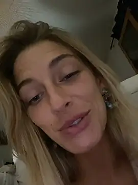 Bellalolahot