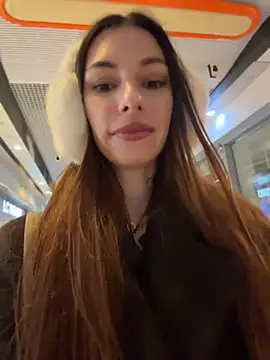 AmelieCrystal - show u my titties >_<