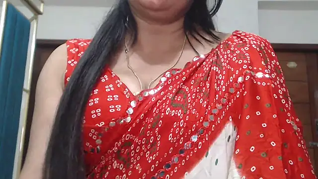 Maisa-130 - boobs show